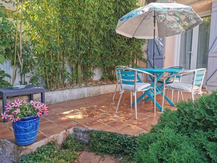 Апартаменти Le Jardin De Mae Бук-Бель-Ер Екстер'єр фото