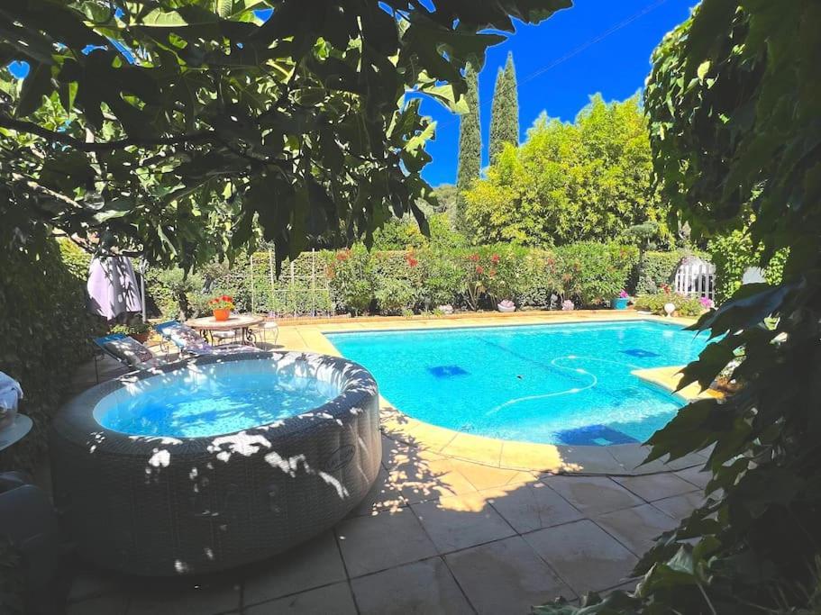 Апартаменти Le Jardin De Mae Бук-Бель-Ер Екстер'єр фото